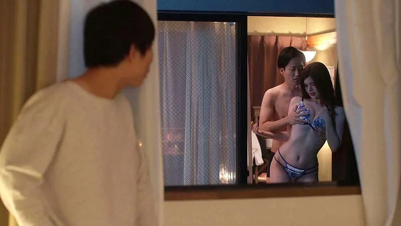Nhìn chị hàng xóm đụ thằng nhỏ đêm