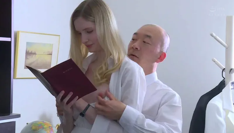 Vợ yêu chấp nhận làm cô bạn gái cho đối tác của chồng yêu để trả nợ