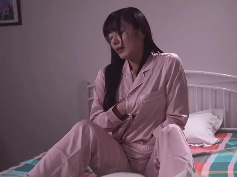 Thẩm du hàng đêm vì Chồng yêu bỏ bê, Cô vợ quyết định tìm đến ứng dụng hèn hò